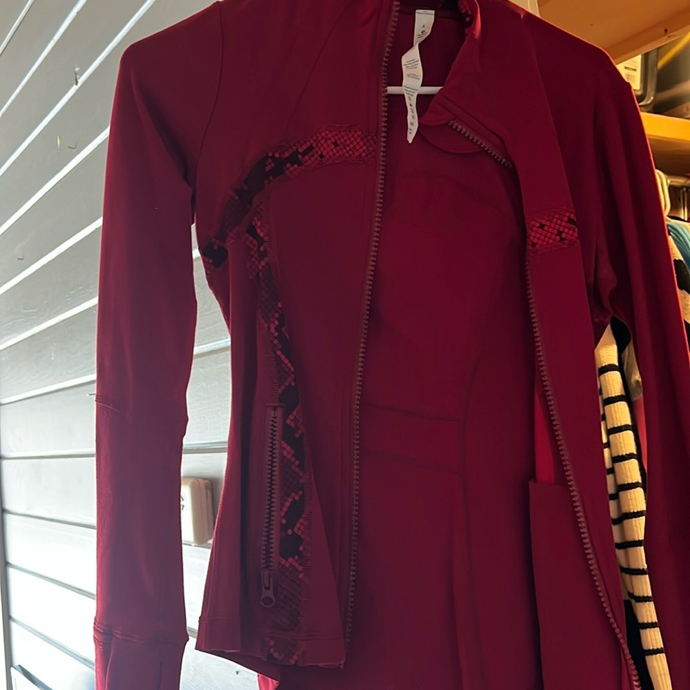 red lululemon jacket